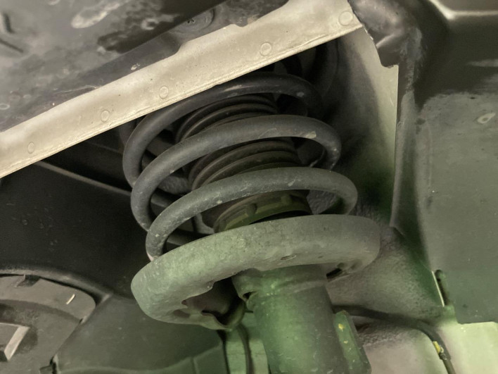 2011 Mazda Berisma DBA-DC5W (UW-6a1f9a598227a)[25]