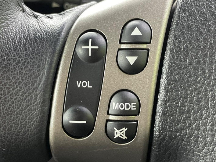 2011 Mazda Berisma DBA-DC5W (UW-6a1f9a598227a)[16]