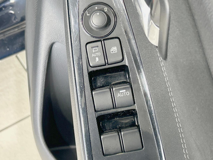 2017 Mazda Demio DBA-DJ3FS (UW-6a1f9a5a35126)[26]