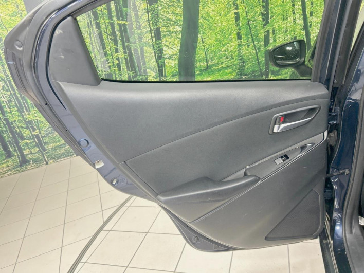 2017 Mazda Demio DBA-DJ3FS (UW-6a1f9a5a35126)[20]