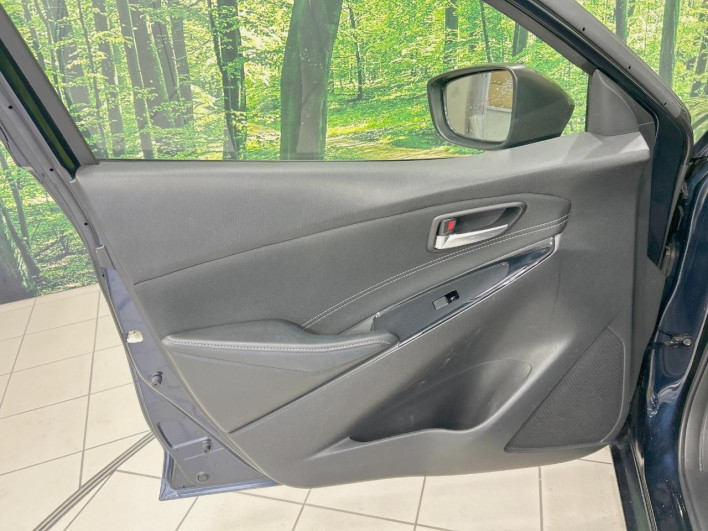 2017 Mazda Demio DBA-DJ3FS (UW-6a1f9a5a35126)[21]