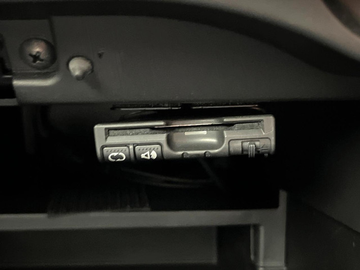 2013 Nissan Note DBA-E12 (UW-6a1f9a6074334)[8]