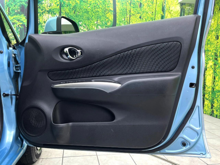 2013 Nissan Note DBA-E12 (UW-6a1f9a6074334)[5]