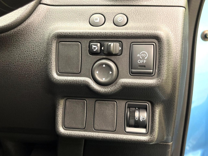2013 Nissan Note DBA-E12 (UW-6a1f9a6074334)[7]