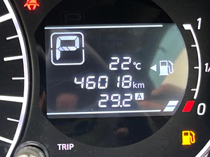 2013 Nissan Note DBA-E12 (UW-6a1f9a6074334)[2]