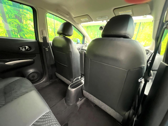 2013 Nissan Note DBA-E12 (UW-6a1f9a6074334)[24]