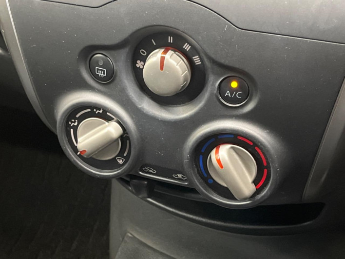 2014 Nissan Note DBA-E12 (UW-6a1f9a60cd948)[28]