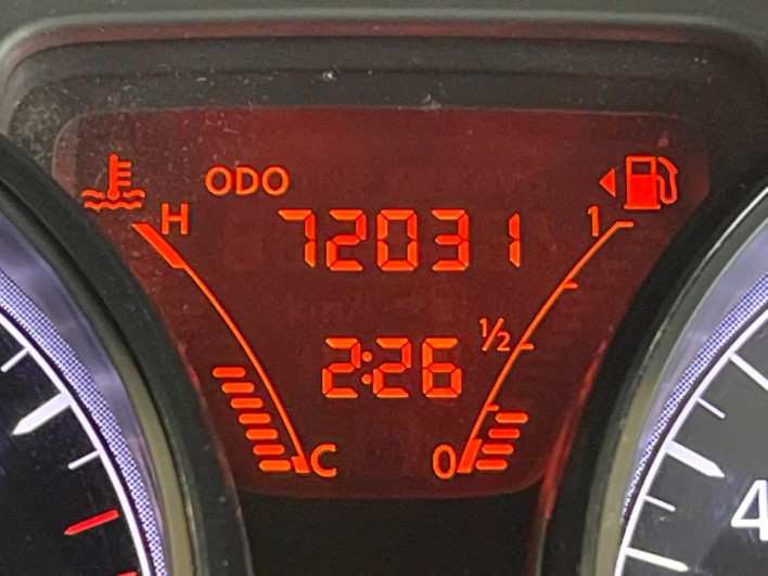 2014 Nissan Note DBA-E12 (UW-6a1f9a60cd948)[2]