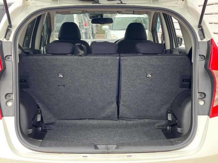 2016 Nissan Note DBA-E12 (UW-6a1f9a61cc677)[20]