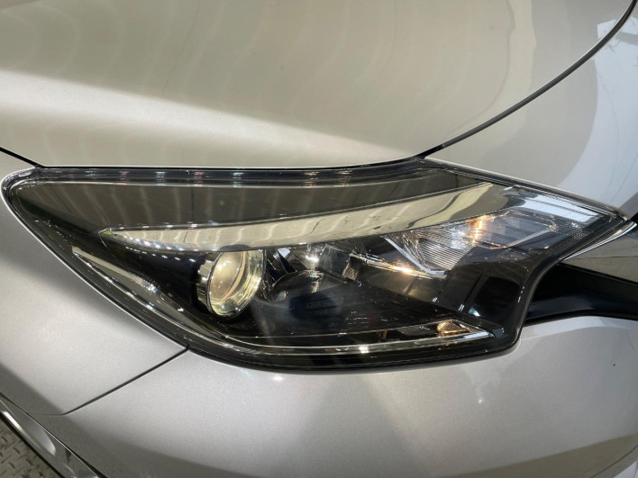 2016 Nissan Note DBA-E12 (UW-6a1f9a6280c97)[26]
