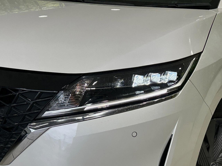 2021 Nissan Note 6AA-E13 (UW-6a1f9a66303ad)[6]