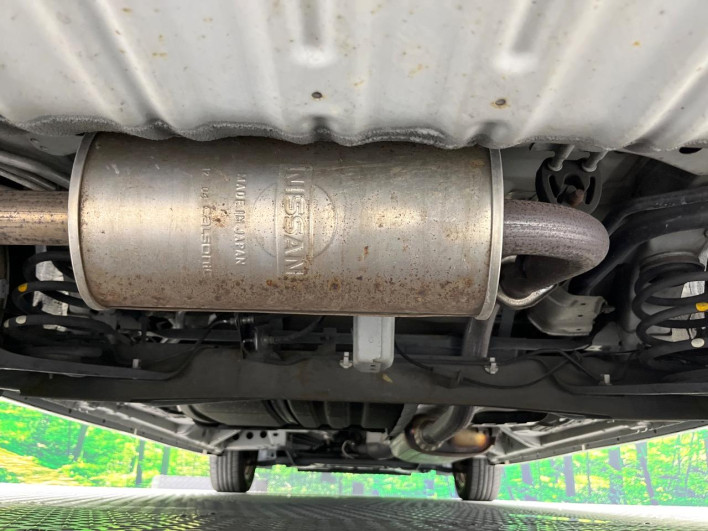 2012 Nissan Serena DBA-FC26 (UW-6a1f9a691c9f6)[18]