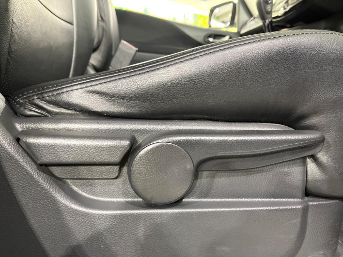 2012 Nissan Serena DBA-FC26 (UW-6a1f9a691c9f6)[22]