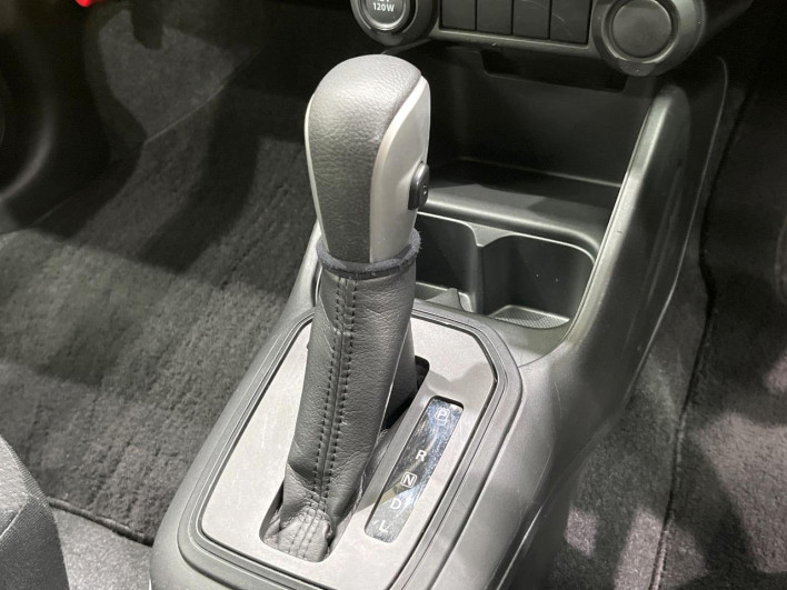 2016 Suzuki Ignis DAA-FF21S (UW-6a1f9a6e0f4d3)[16]