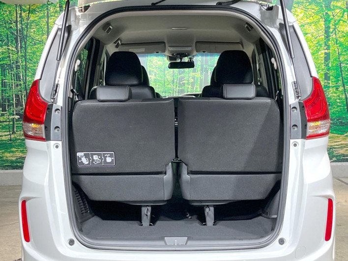 2019 Honda Freed hybrid 6AA-GB7 (UW-6a1f9a7220ca4)[12]