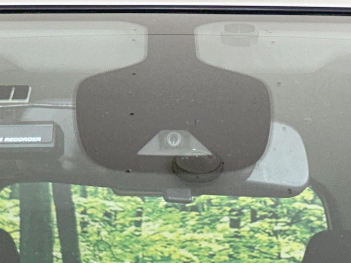 2017 Nissan Serena DAA-GFC27 (UW-6a1f9a7851073)[5]
