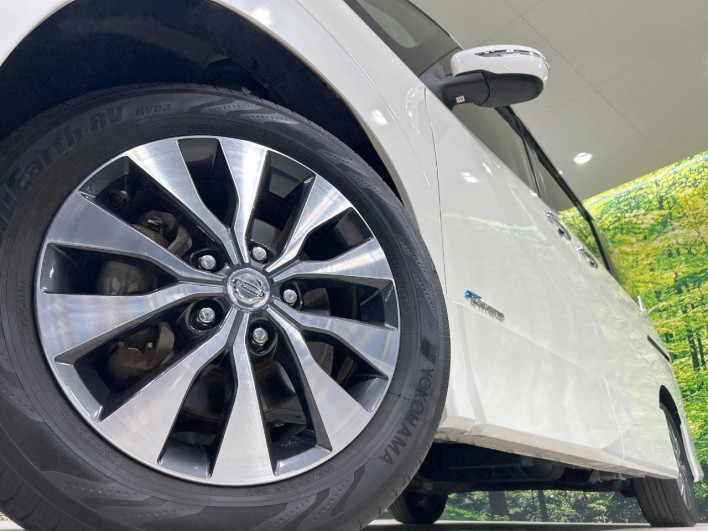 2017 Nissan Serena DAA-GFC27 (UW-6a1f9a7851073)[18]