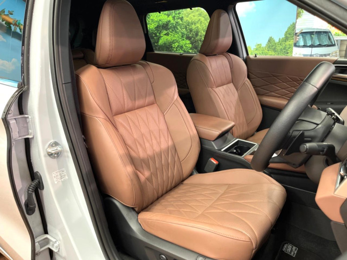 2024 Mitsubishi OUTLANDER PHEV 5LA-GN0W (UW-6a1f9a81d9c80)[9]
