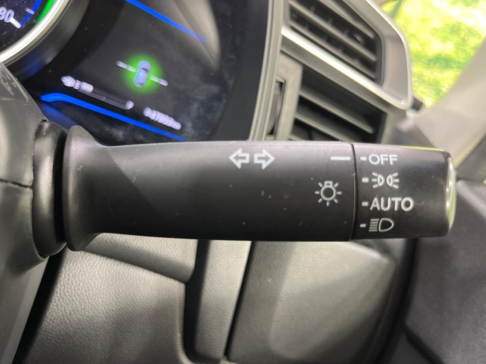 2015 Honda Fit Hybrid DAA-GP6 (UW-6a1f9a8316abf)[22]