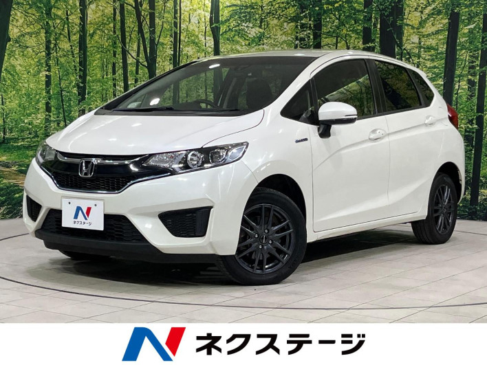 2015 Honda Fit Hybrid DAA-GP6 (UW-6a1f9a8316abf)[3]