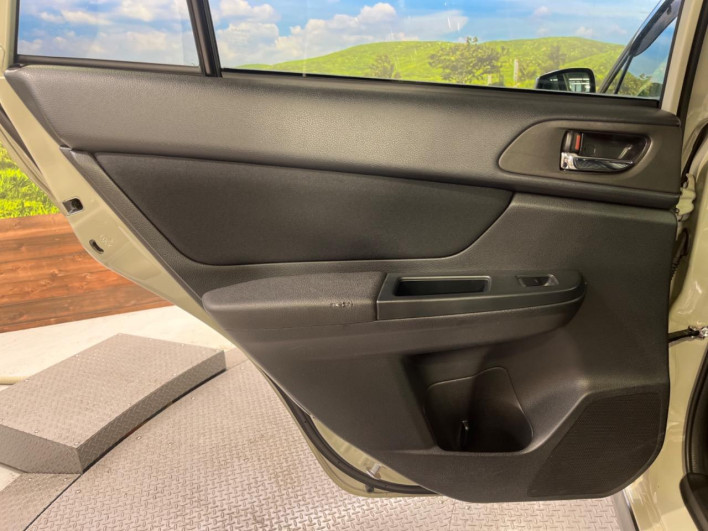 2013 Subaru XV DBA-GP7 (UW-6a1f9a83918d7)[29]