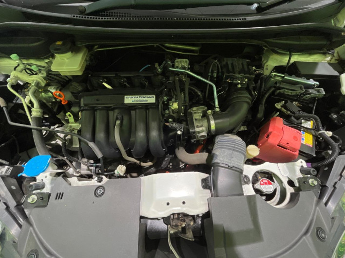 2016 Honda SHUTTLE DAA-GP7 (UW-6a1f9a84e4d93)[4]