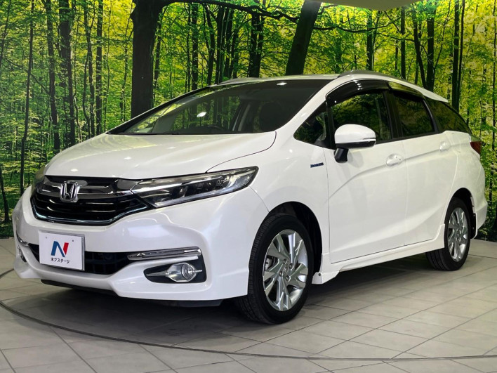 2015 Honda SHUTTLE DAA-GP8 (UW-6a1f9a854841a)[16]