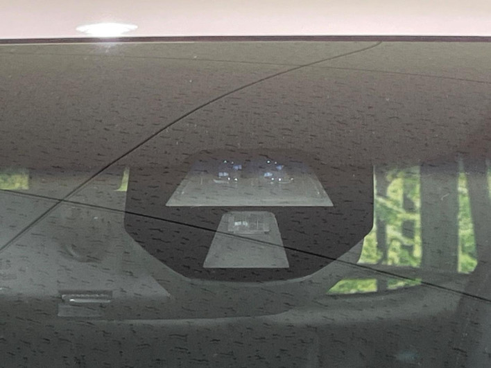 2015 Honda SHUTTLE DAA-GP8 (UW-6a1f9a854841a)[5]