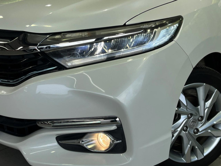 2015 Honda SHUTTLE DAA-GP8 (UW-6a1f9a854841a)[9]