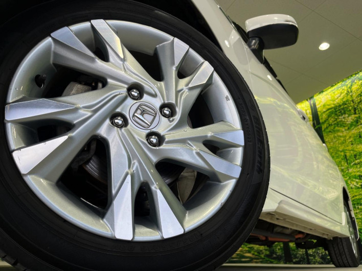 2015 Honda SHUTTLE DAA-GP8 (UW-6a1f9a854841a)[15]