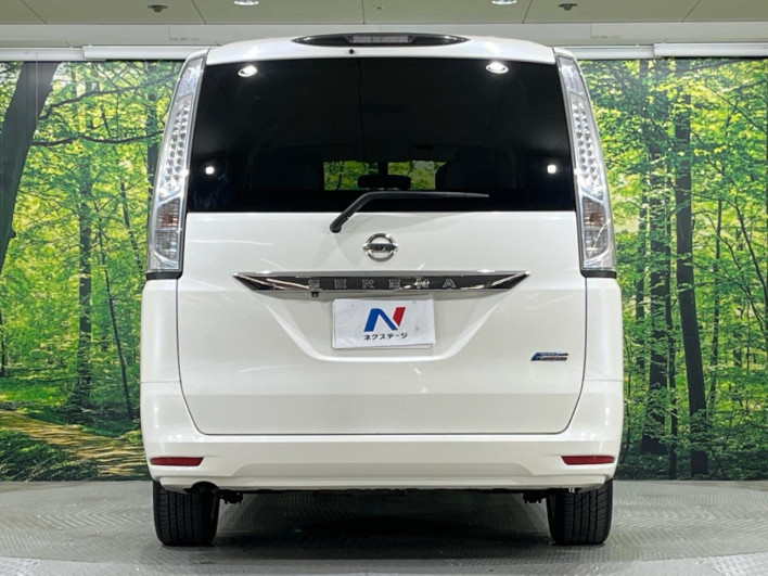 2012 Nissan Serena DAA-HC26 (UW-6a1f9a9091701)[13]