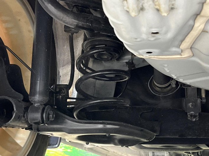2019 Nissan Note DAA-HE12 (UW-6a1f9a94894db)[24]