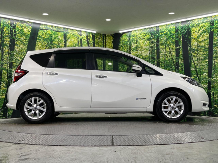 2019 Nissan Note DAA-HE12 (UW-6a1f9a94894db)[9]