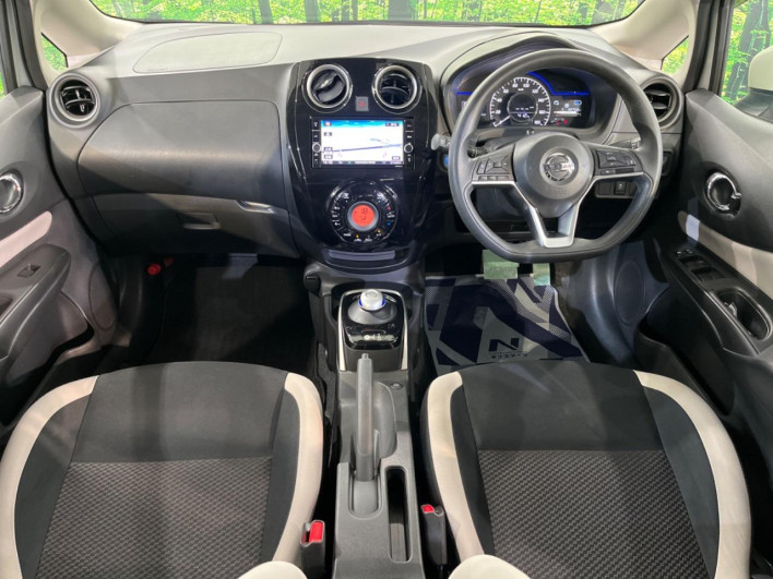 2019 Nissan Note DAA-HE12 (UW-6a1f9a94894db)[28]