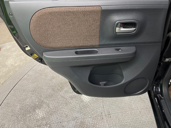 2009 Suzuki ALTO Lapin DBA-HE22S (UW-6a1f9a94cabb9)[11]