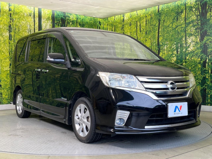 2013 Nissan Serena DAA-HFC26 (UW-6a1f9a99e00ea)[11]