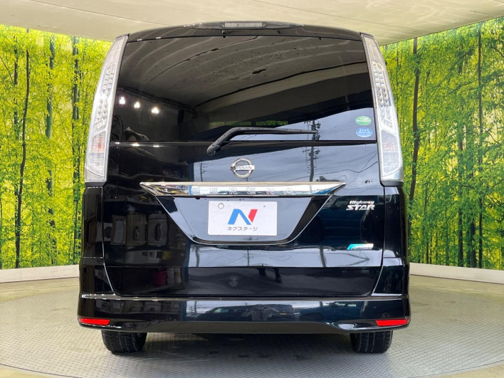 2013 Nissan Serena DAA-HFC26 (UW-6a1f9a99e00ea)[8]