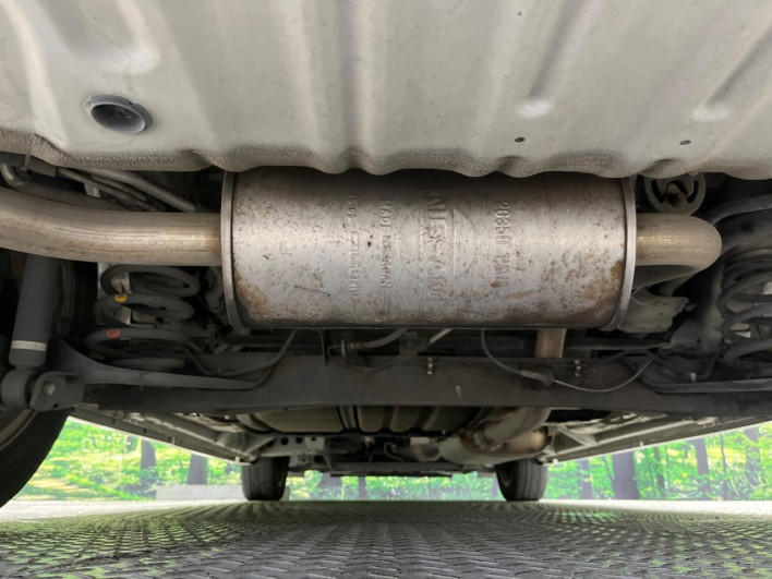2015 Nissan Serena DAA-HFC26 (UW-6a1f9a9b107d7)[10]