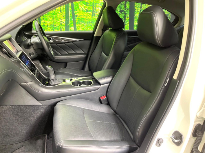 2018 Nissan Skyline DAA-HV37 (UW-6a1f9aa17566e)[27]