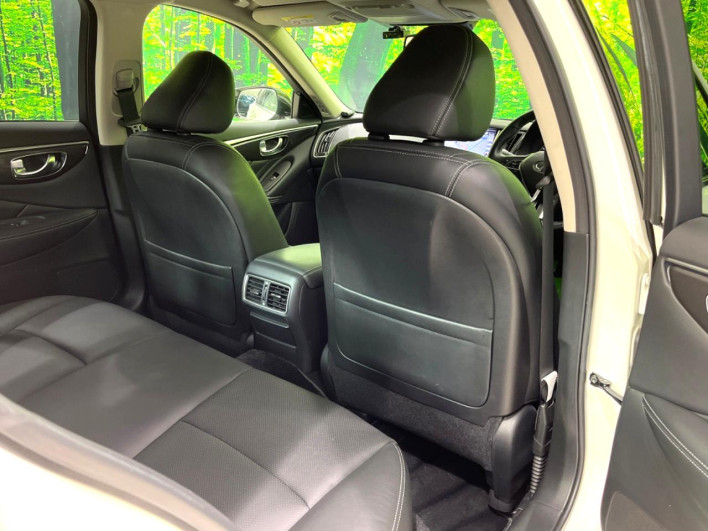 2018 Nissan Skyline DAA-HV37 (UW-6a1f9aa17566e)[26]
