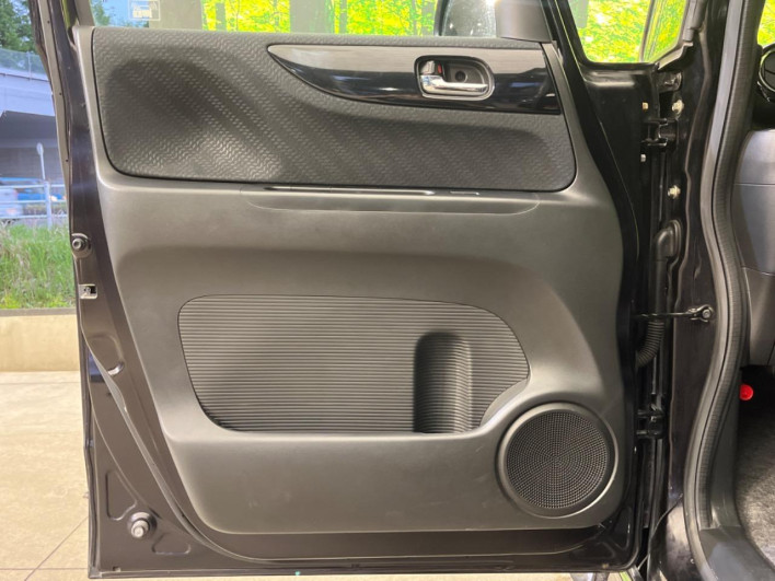 2012 Honda N-BOX CUSTOM DBA-JF1 (UW-6a1f9aab8f41e)[19]