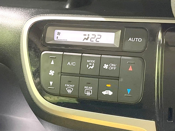 2012 Honda N-BOX CUSTOM DBA-JF1 (UW-6a1f9aab93878)[25]