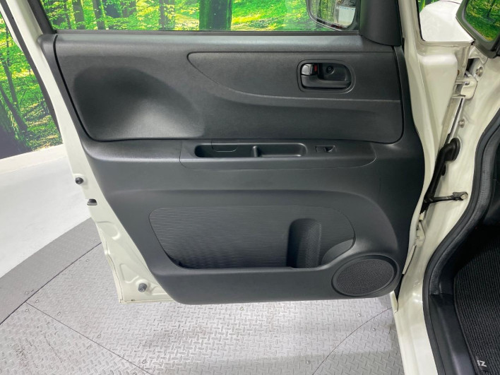 2014 Honda N-BOX DBA-JF1 (UW-6a1f9aaf1516f)[28]