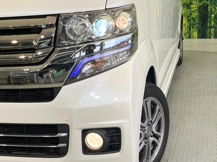 2016 Honda N-BOX CUSTOM DBA-JF1 (UW-6a1f9ab03028f)[13]