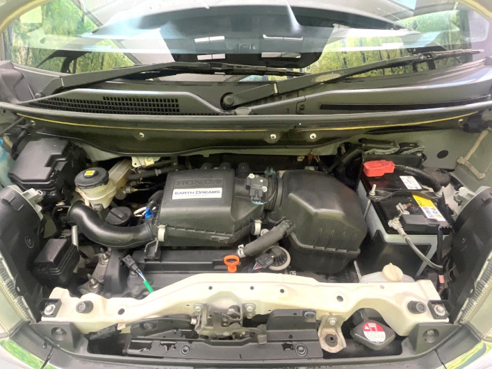 2016 Honda N-BOX CUSTOM DBA-JF1 (UW-6a1f9ab03028f)[4]