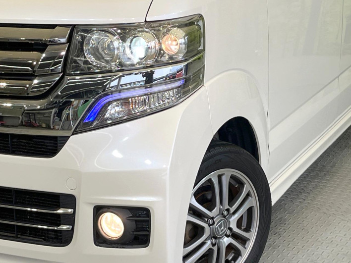 2016 Honda N-BOX CUSTOM DBA-JF1 (UW-6a1f9ab03028f)[14]