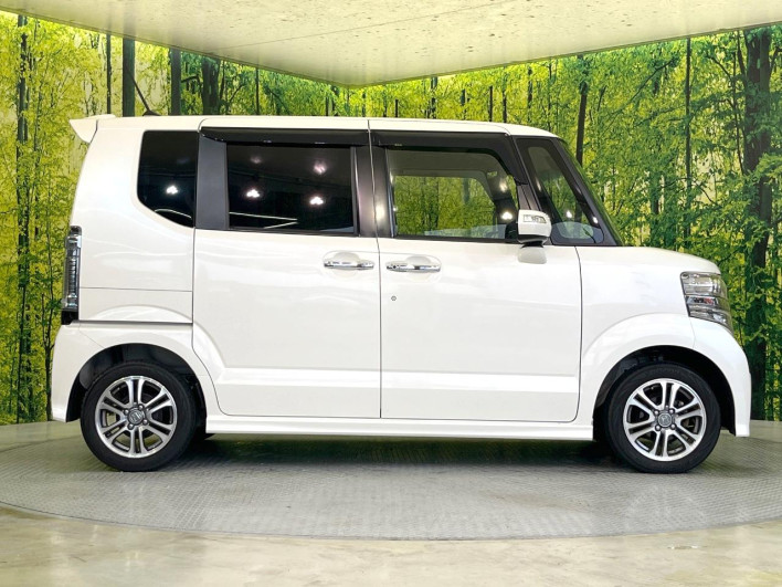 2016 Honda N-BOX CUSTOM DBA-JF1 (UW-6a1f9ab03028f)[20]
