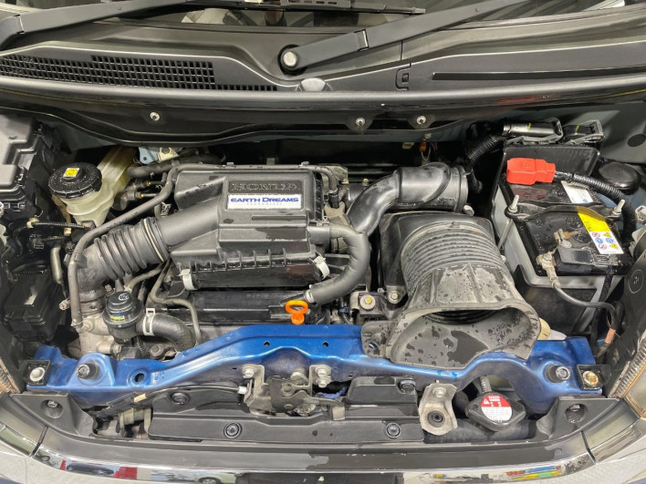 2014 Honda N-BOX CUSTOM DBA-JF1 (UW-6a1f9ab39c1e4)[4]