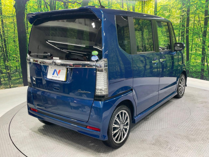 2014 Honda N-BOX CUSTOM DBA-JF1 (UW-6a1f9ab39c1e4)[16]