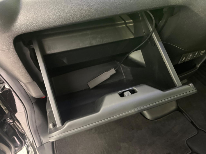 2017 Honda N-BOX Slash DBA-JF1 (UW-6a1f9ab524581)[15]